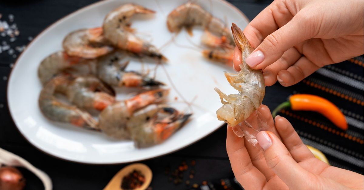 How to Safely Prepare Shrimp for Your Dog
